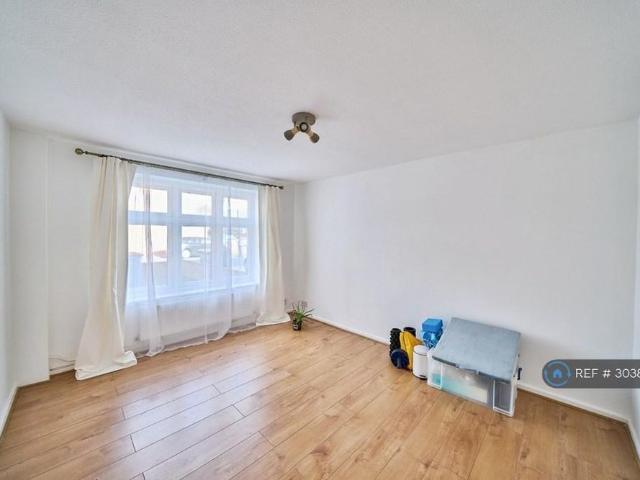House for rent in London Borough of Newham, Greater London