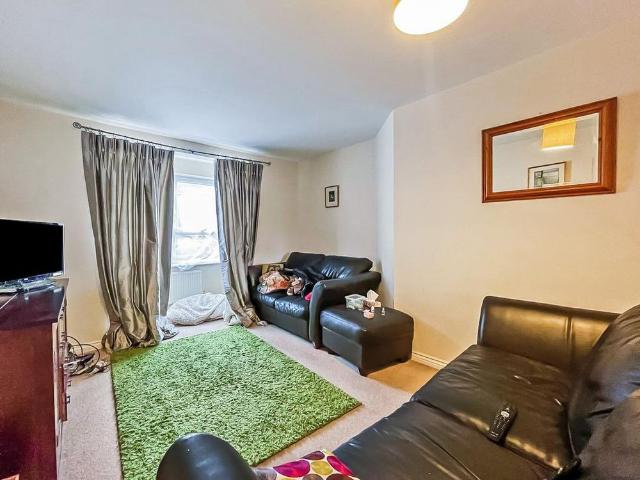House for rent in Okus, Swindon