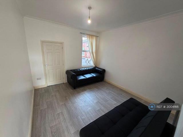 House for rent in Ball Hill, West Midlands