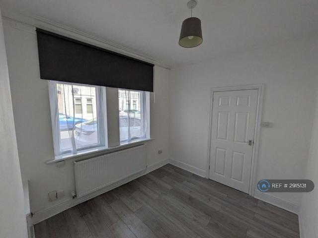 House for rent in Civic Centre, Falcon Lodge