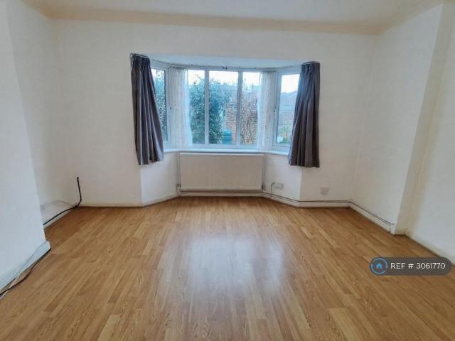 House for rent in London Borough of Sutton, Greater London