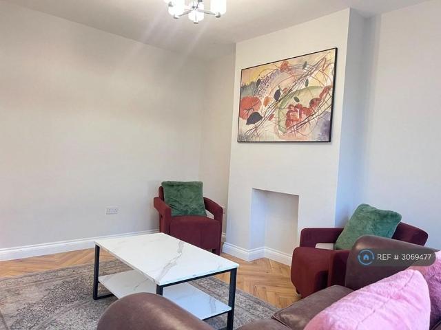 House for rent in London Borough of Bromley, Greater London