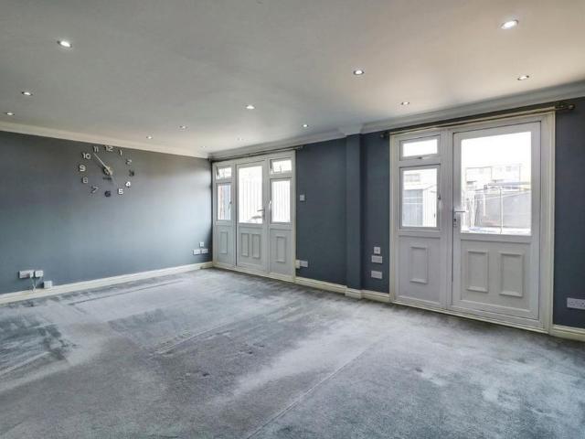 House for rent in Essex
