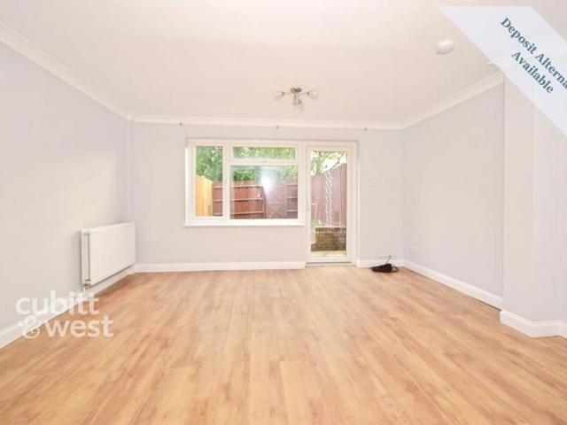 House for rent in Ashplats, Mid Sussex