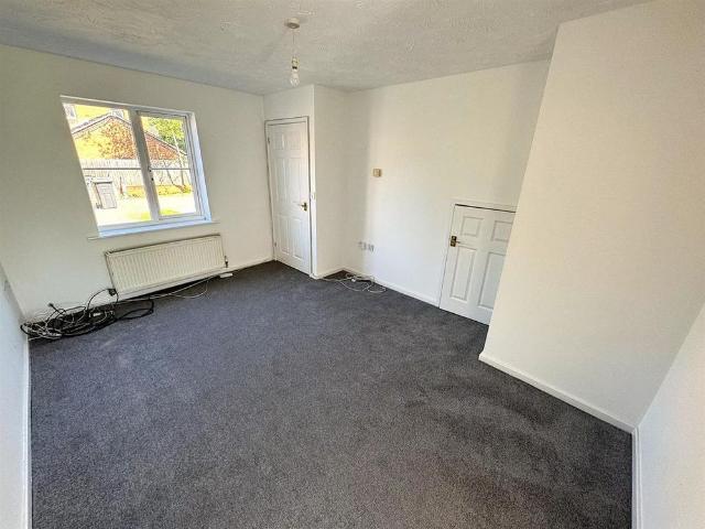 House for rent in Corby