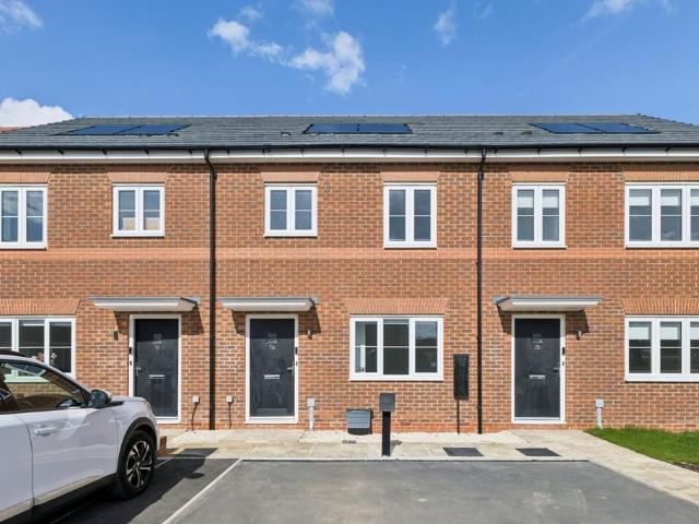 House for rent in Sutton