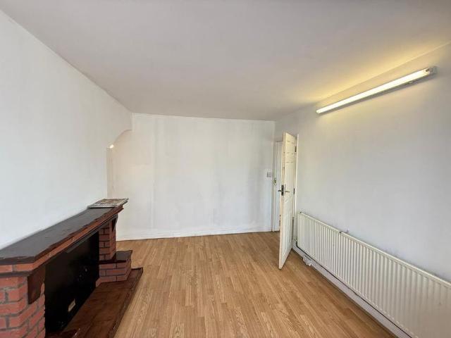 House for rent in London Borough of Ealing, Perivale