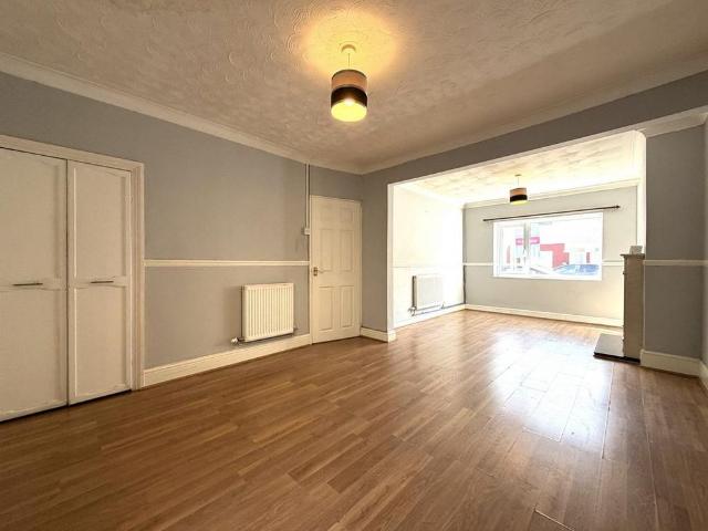 House for rent in Churchward, Rodbourne