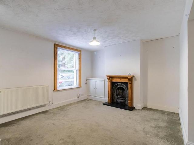 House for rent in Golden Valley, Gloucestershire