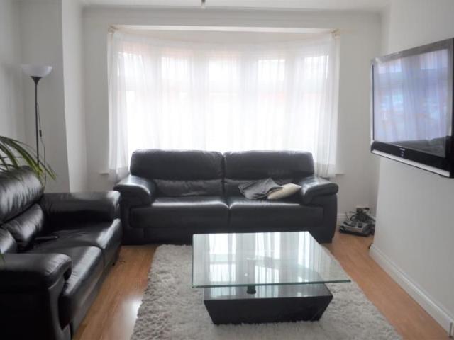 House for rent in Edmonton, Greater London