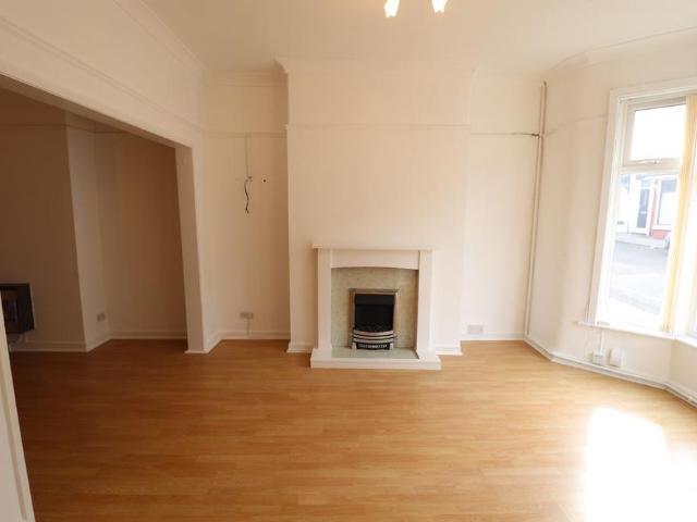 House for rent in Calderstones