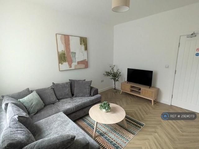 Room for rent in Worsley Brow, St Helens