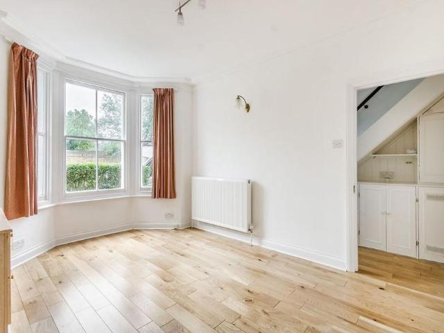 House for rent in St Margarets, Greater London
