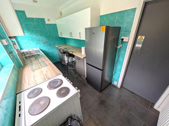 Apartment for rent in Lenton Abbey, Haddon