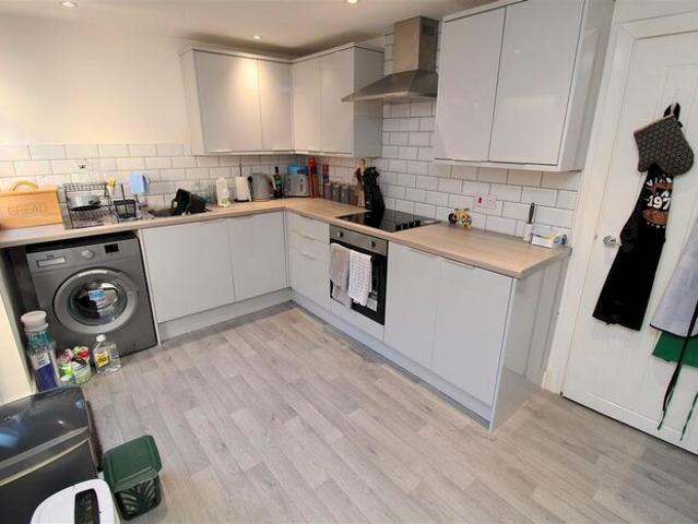Apartment for rent in Ynyshir, Wattstown