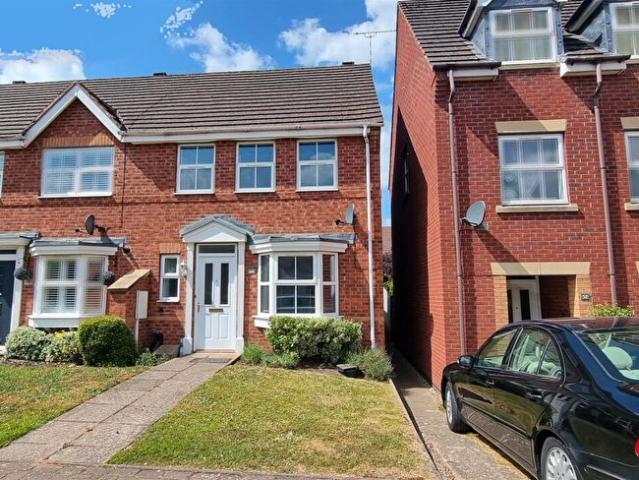 Apartment for rent in Whitnash, Green Close