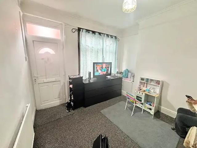 Apartment for rent in Mowmacre Hill, Old Wharf