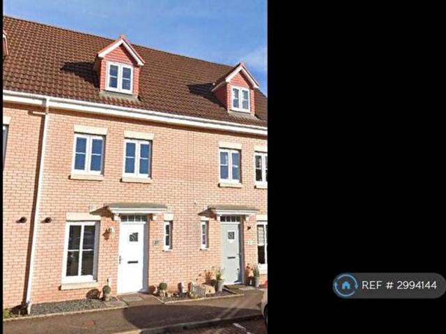 Apartment for rent in Rogerfield, Swinton