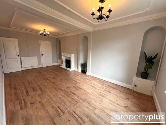 Apartment for rent in Ynyshir, Wattstown
