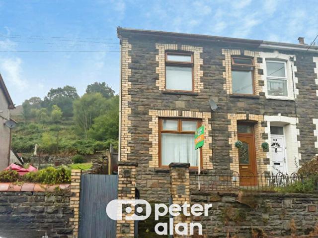 Apartment for rent in Aberaman South, Wales