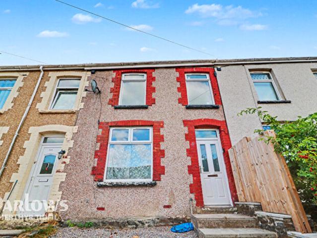 Apartment for rent in Aberfan, Wales