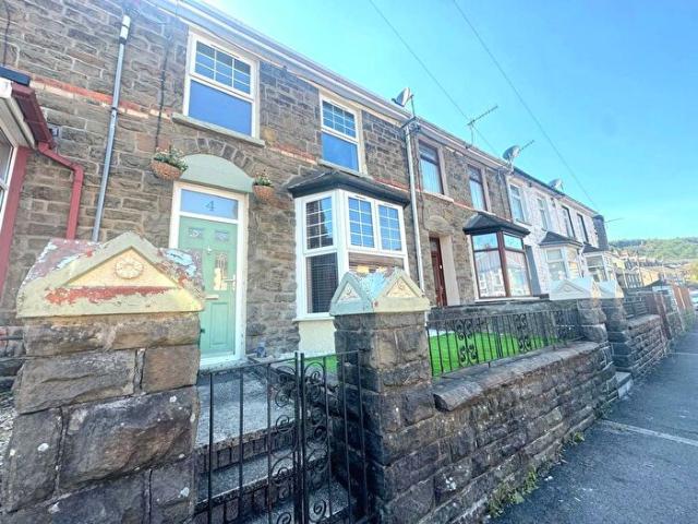 Apartment for rent in Ferndale, Wales