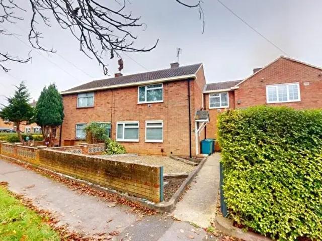Apartment for rent in Cowley Airfield, The Slade