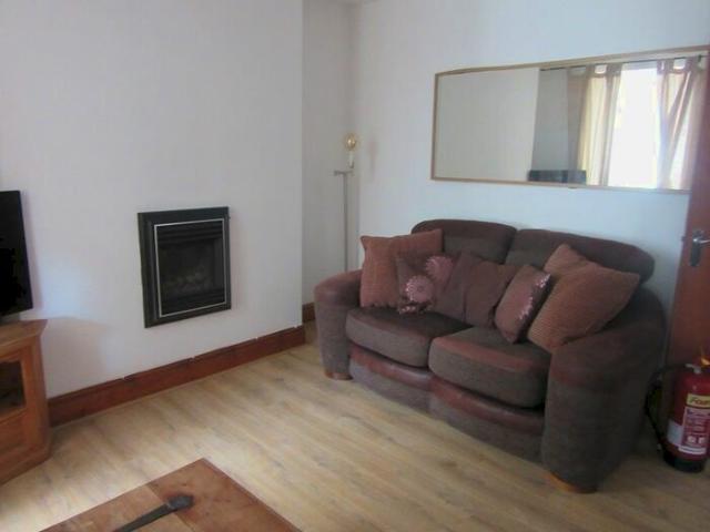 Apartment for rent in Nangreaves, Wales