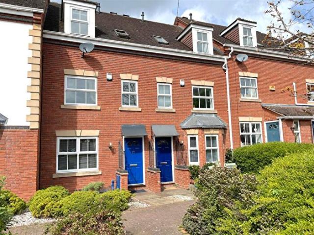 Apartment for rent in Cliff Hill, Green Close