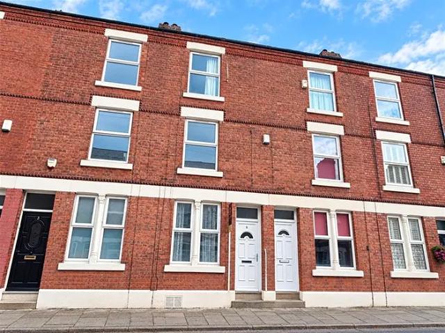 Apartment for rent in The Park, City of Nottingham