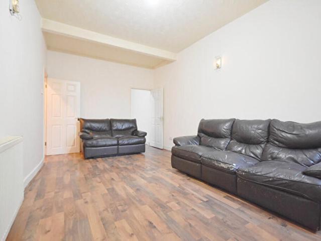 Apartment for rent in Ball Hill, West Midlands
