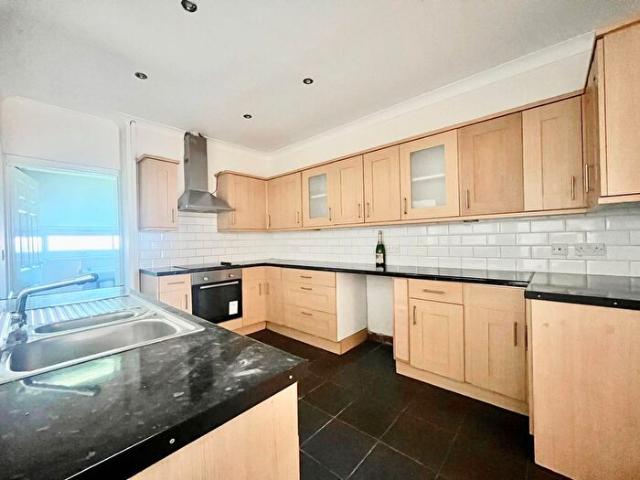 Apartment for rent in Morfa, Llanelli