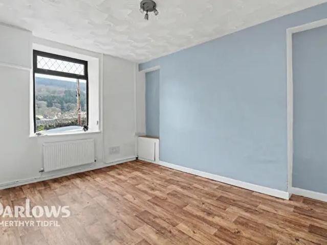 Apartment for rent in Mountain Ash West, Mountain Ash
