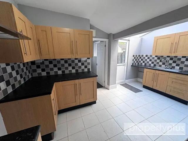 Apartment for rent in Treherbert, Blaenrhondda
