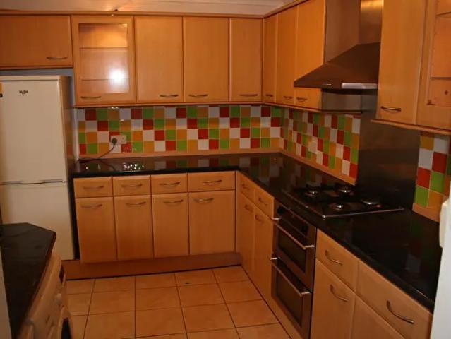 Apartment for rent in Cwmbwrla, Nangreaves