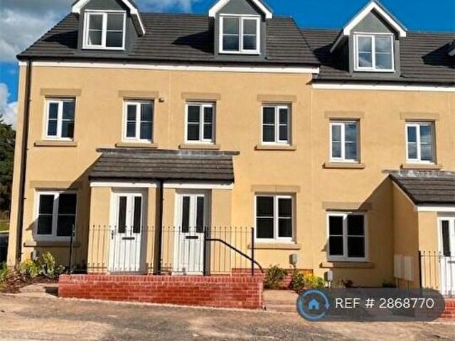 Apartment for rent in Parc Derwen, Coity