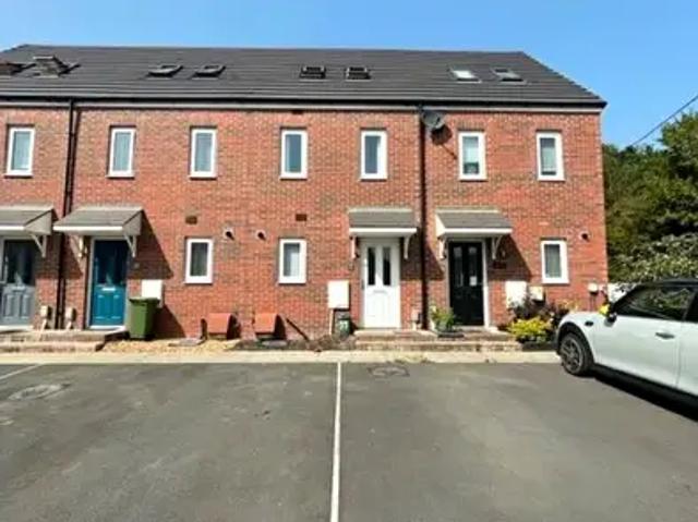 Apartment for rent in Mountain Ash East, Mountain Ash