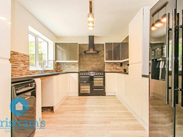 Apartment for rent in Clifton, City of Nottingham