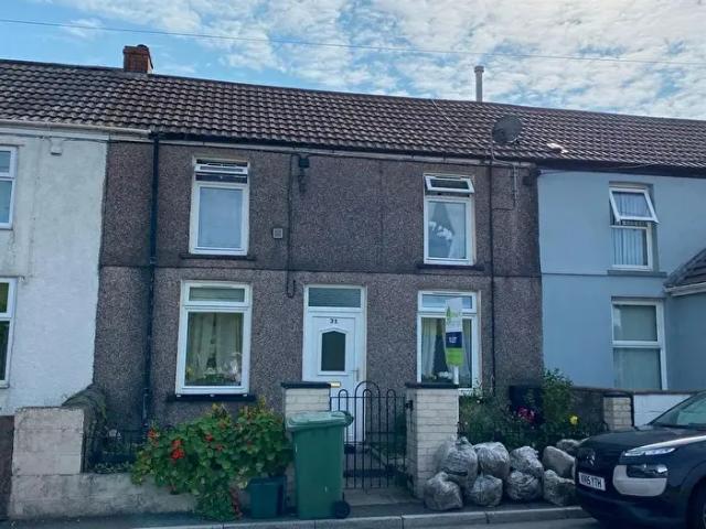 Apartment for rent in Gilfach Goch, Hendreforgan
