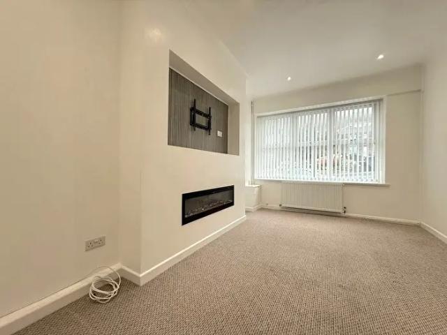 Apartment for rent in Ystrad