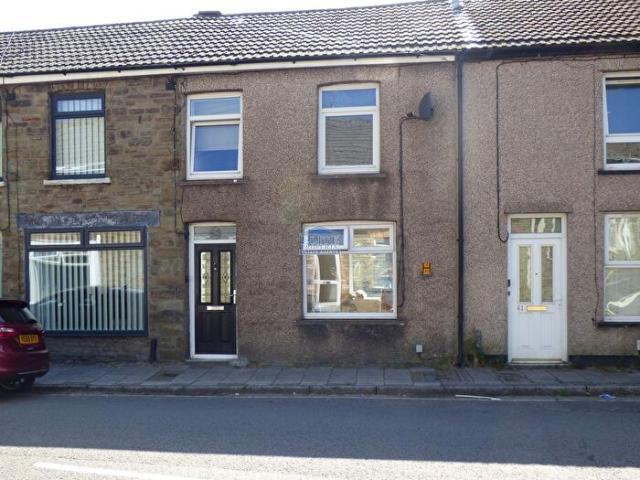 Apartment for rent in Pontycymer, Wales