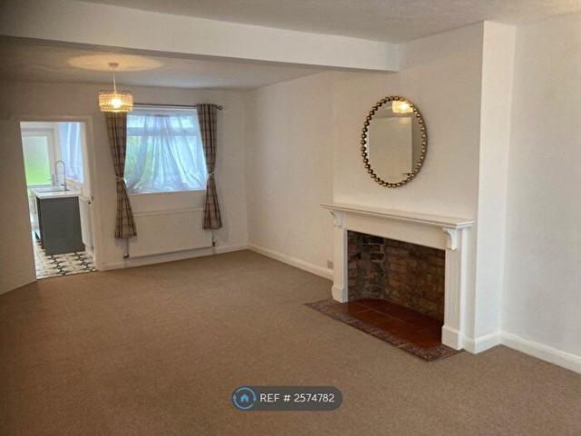 Apartment for rent in Holbrooks, West Midlands