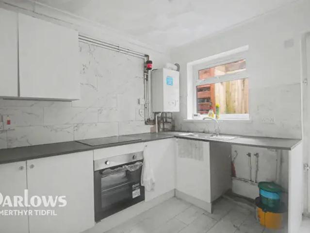 Apartment for rent in Ynyshir, Wattstown