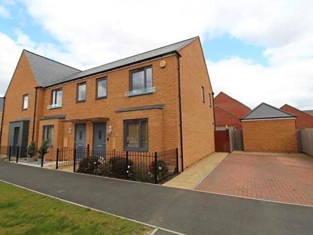 Apartment for rent in Broughton Gate, Milton Keynes