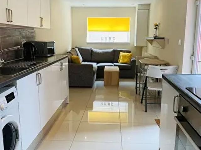 Apartment for rent in Brynmill, Swansea