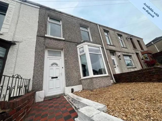 Apartment for rent in St Thomas, Swansea