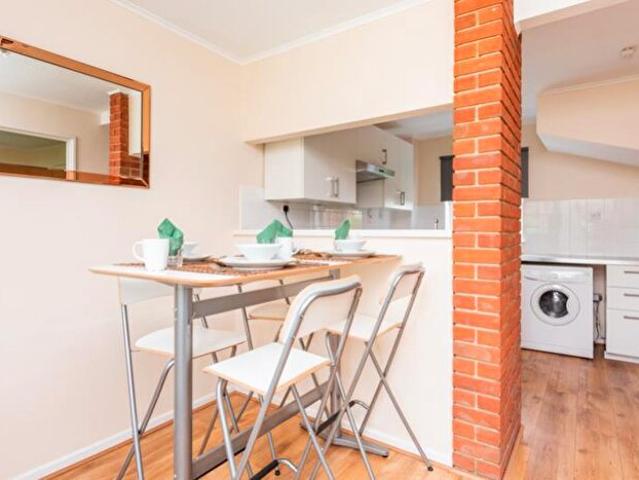 Apartment for rent in Old Headington, The Slade