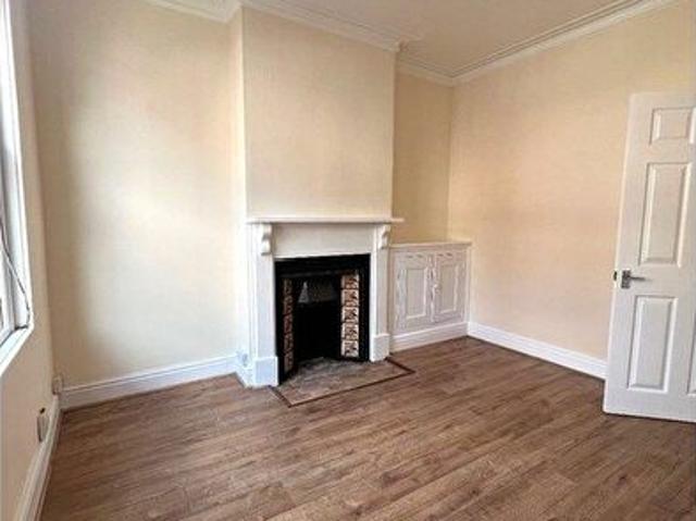 Apartment for rent in Elmfield, Leicestershire