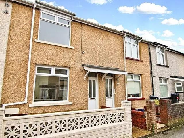 Apartment for rent in Willowtown, Ebbw Vale
