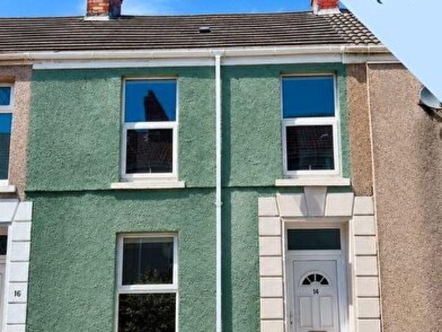 Apartment for rent in Wern, Llanelli